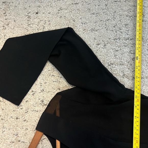 Bailey 44 sheer flowing slit blouse- I believe silk size S excellent cond - Picture 10 of 10